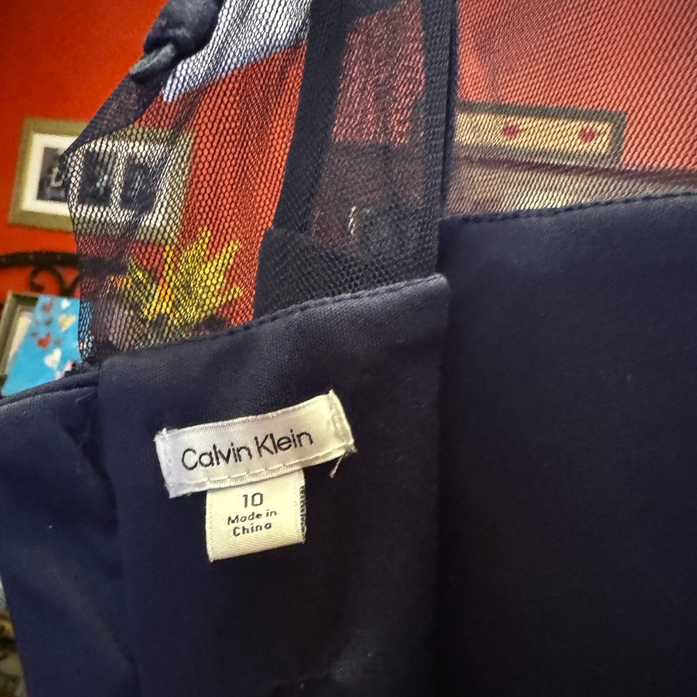 Girls Calvin Klein sleeveless Navy dress only worn once in perfect condition